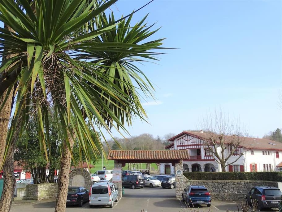 Situation Ideale Piscine Parking Wifi Gare Plage Golf Ciboure Eksteriør bilde